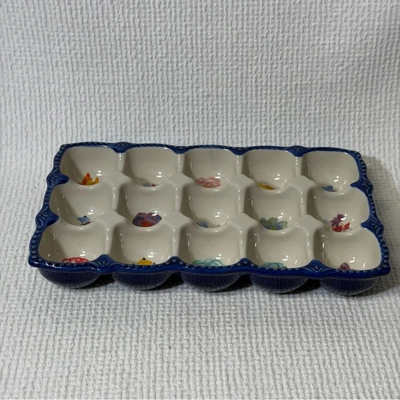 Pioneer Woman Egg Holder Ceramic Floral 15 Eggs Blue White farm - Picture 4 of 4
